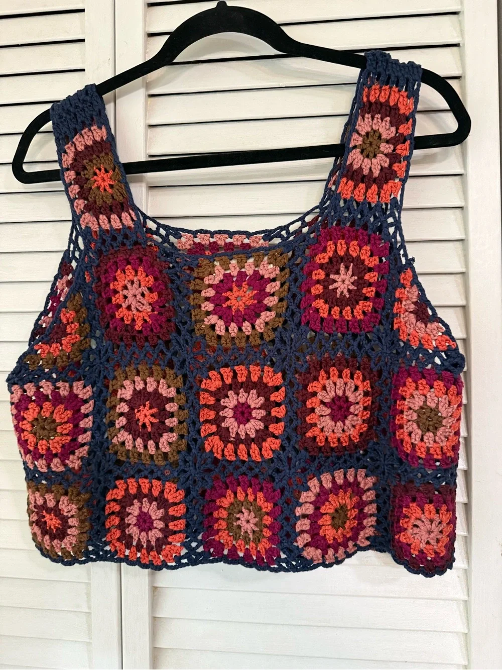NATURAL LIFE Crochet Tank Top in Navy, Pink, Rust & Brown crop L/XL - Picture 3 of 5